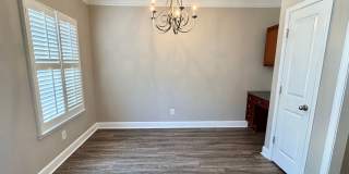 3 Bed, 2.5 Bath Townhome w/ 2 Car Garage Gallery 10