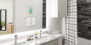 Sentral East Austin Gallery 11