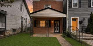 708 ALABAMA Avenue SE Gallery 1