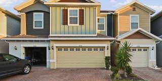 Well laid out 3 BDS/ 2.5 Bths Townhome with many upgrades centrally located! Gallery 1