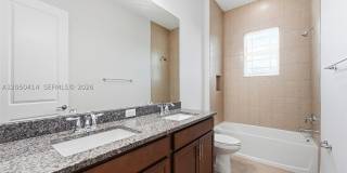 15239 Goldfinch Cir Gallery 31