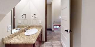 Affordable 6-Bedroom3 bath House Close to U of M Campus Gallery 10
