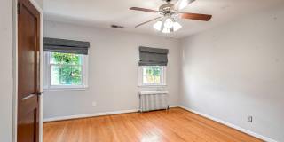 Spacious 2 Bed / 2 Bath Home Between Old Town & Potomac Yard – Private Yard & Deck! Gallery 16