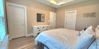On the hunt for a beautiful, open floor plan home to rent close to downtown? Gallery 18