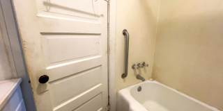 For Rent: 912 S Penn St. Cozy 3-Bedroom Home with a fenced in yard & detached garage! Washer & Dryer Hookups! Section 8 Approved! Gallery 19