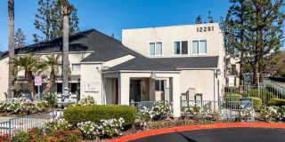Whispering Fountains at Whittier - Senior Housing Gallery 33