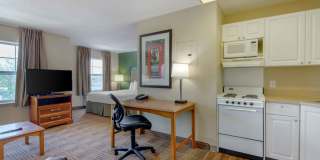 Detroit - Novi - Orchard Hill Place Gallery 22