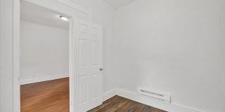 Spacious Toledo Home with Large Yard Gallery 20