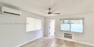 1632 NE 4th Pl Gallery 4