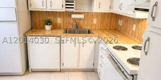 900 Saint Charles Pl Gallery 11