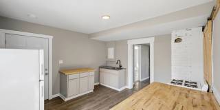 Cozy & Modern 1-Bed, 2-Bath Tiny Home – Renovated in Columbus! Gallery 16