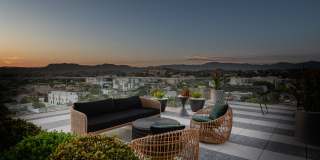 Belle on Bev Belle on Bev Gallery 74