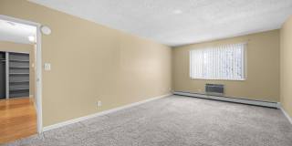 Spacious 2 Bed / 2 Bath Condo in Quiet Denver Community with Pool & Gym Gallery 17