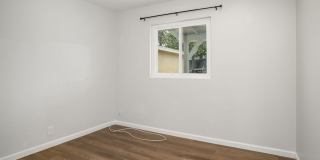 Upgraded Oceanside 3 Bedroom, Available Now! Small Pet OK! Gallery 19