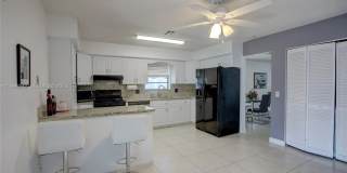 418 SE 4TH ST #418 DANIA, FL 33004 Gallery 13
