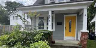 634 PELHAM Street Gallery 1
