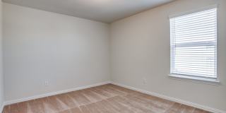 1237 Sharp Street Gallery 9