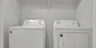 Upper Valley 2 Bedroom 2.5 Bath Gallery 25