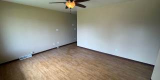Charming and Spacious East Moline Home! Gallery 1