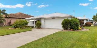 5240 SW 2nd Place Gallery 1