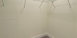 8379 Central Park Blvd Gallery 36