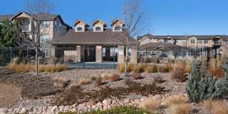 Beautiful 2 bdrm end unit with attach 2 car garage Gallery 32