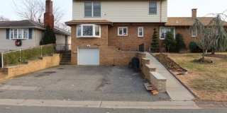 33 Fournier Crescent Gallery 1