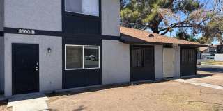 2 BED 2 BATH TOWNHOME NEAR THE I-15 AND CHEYENNE Gallery 1