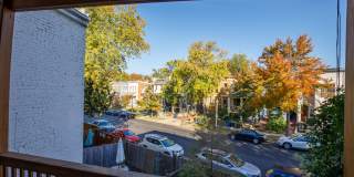 Charming Hill East One Bedroom Gallery 24