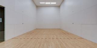 4535 Dean Martin Drive Gallery 68