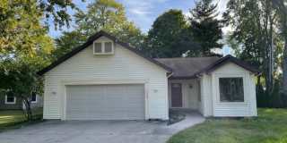 2BR 2BA Home Close to Campus, On Bus Route with Washer/Dryer Provided & 2-Car Attached Garage Gallery 1
