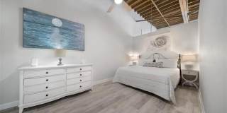 308 St Louis unit: 107 Gallery 8