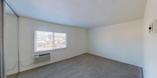 Move-in Special: 8 Albany, Irvine: Charming 2 Bed 1.5 Bath Townhome in El Camino Real! Gallery 9