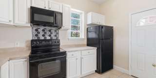 720 GRESHAM Place NW Gallery 8