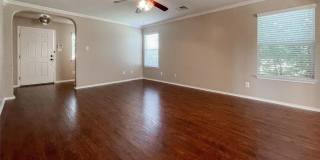 2237 Stoneleigh Drive Gallery 2