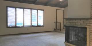 408 Holly Ln Gallery 3
