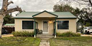 2 Bedroom, 1 Bath Home in Kennewick Gallery 1
