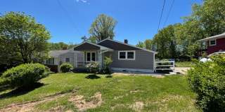 Well-maintained 3-bedroom, 2-bathroom single-family home Gallery 1