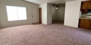 616 Yosemite Ave, Merced   Duplex With Garage Gallery 3