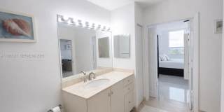 3232 Coral Gallery 15