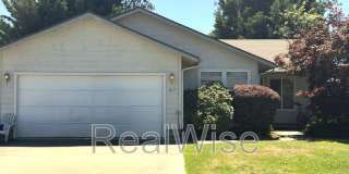817 Golden Park Dr Gallery 1