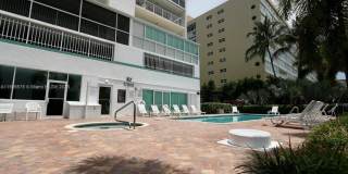 17800 N Bay Rd Gallery 33