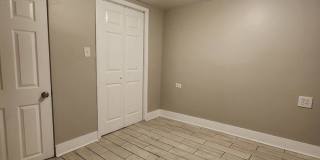 8000 S Woodlawn Avenue Gallery 15