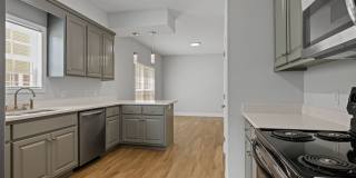Beautiful New Construction Townhouse Gallery 13