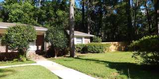 RENOVATED 4/2 House w/ Large Yard, Wood Floors, Screen Porch, Game Room/Office, & More! $2475/month Available August 1st!! Gallery 3