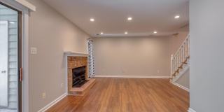 225 Twin Oaks Place Gallery 11