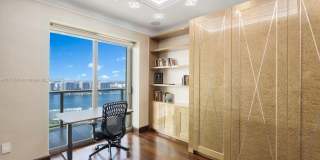 17749 Collins Ave Gallery 16