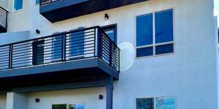 Close to Micron, 3 Bedroom 3 bath w/ a Million Dollar View! Gallery 4