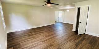 2331 Azalea Avenue Gallery 12