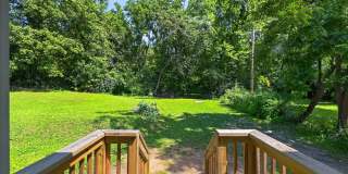 Charming 2BR Duplex in Oak Ridge Gallery 1